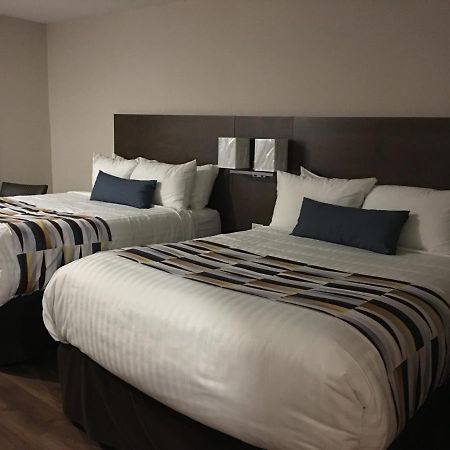 Auberge La Diligence Dolbeau-Mistassini Zewnętrze zdjęcie